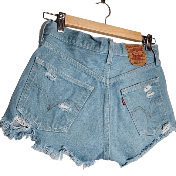 Levi's 501 Cut Off Denin Shorts Button Fly Estimated Size 26 Vintage - Picture 9 of 14